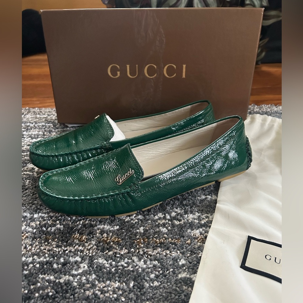 Gucci Women's Green Moccasins
